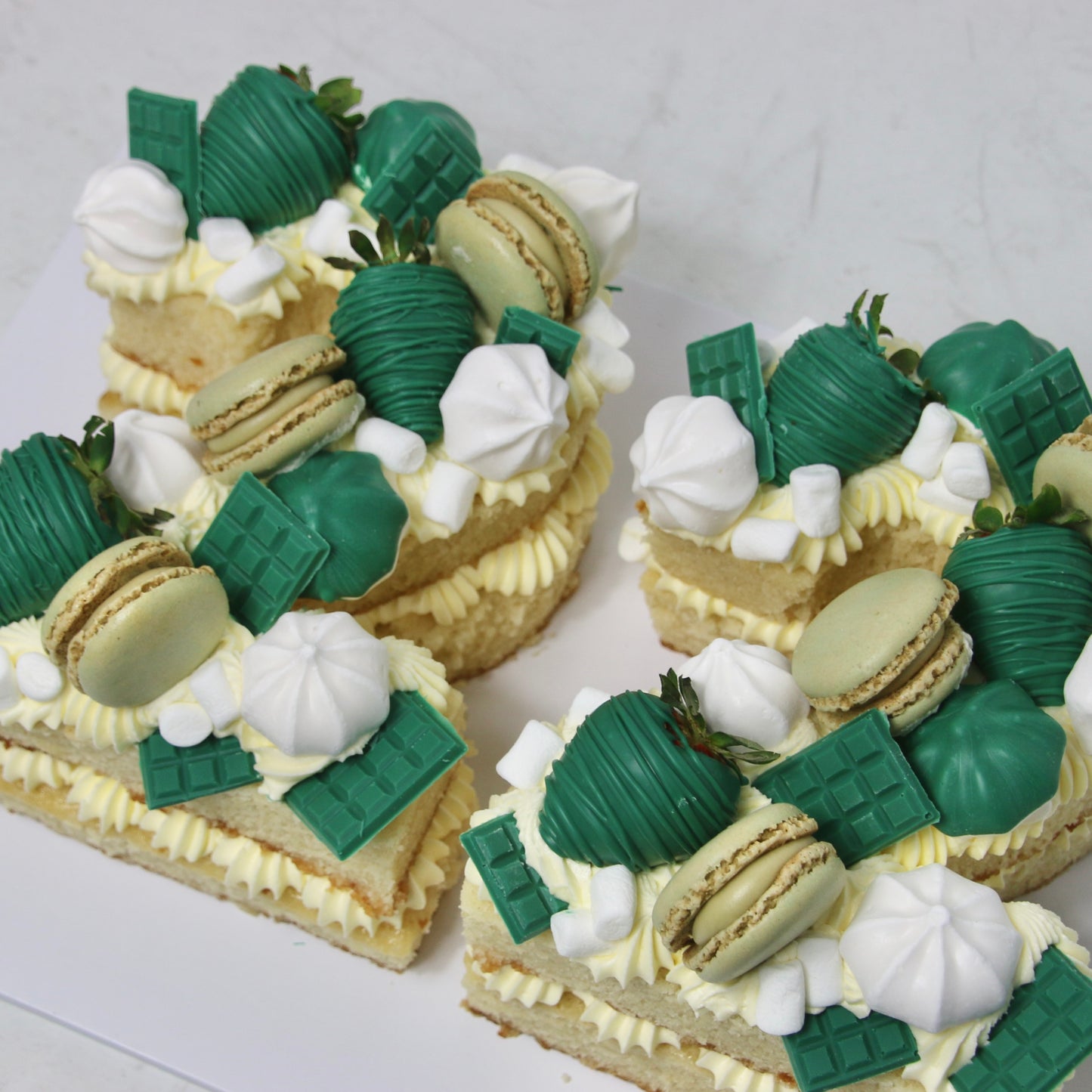 Monochrome Number Cake