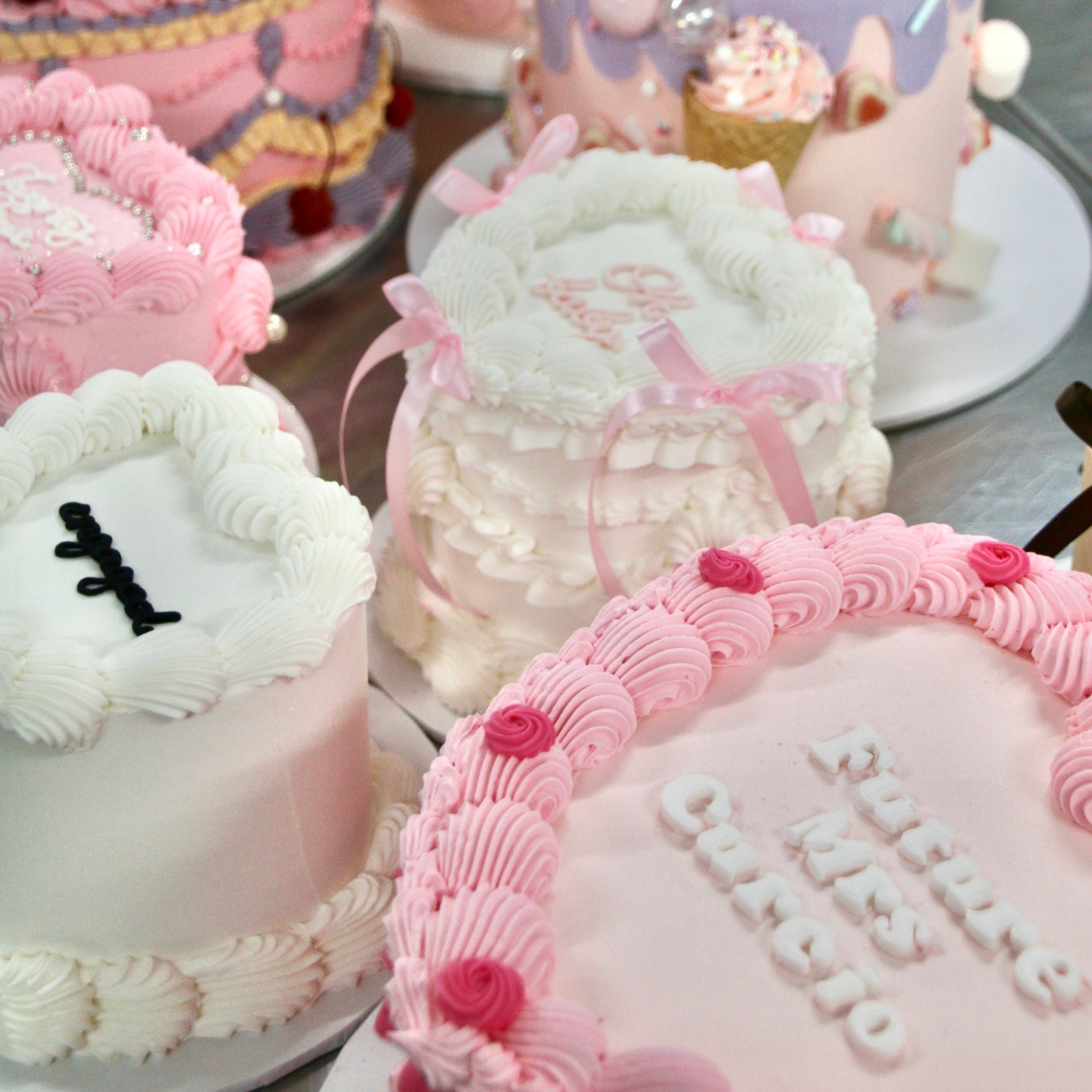 Vintage Cakes