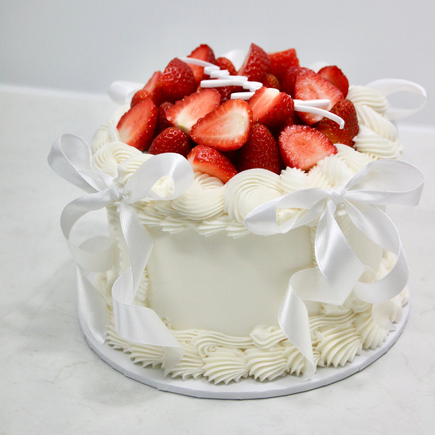 Berry Vintage Cake