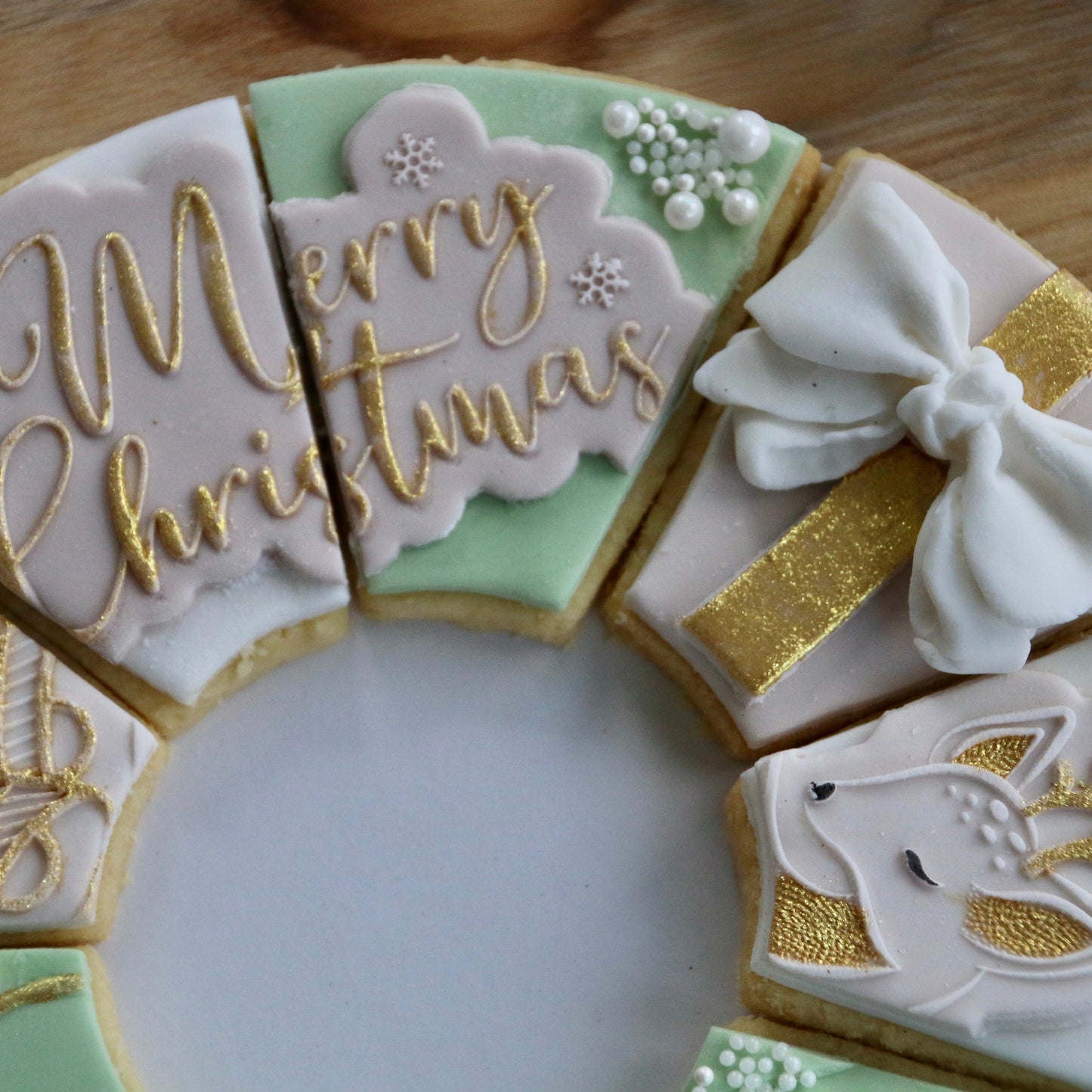 Christmas Cookie Platter Wreath Cookies Galvinchi Desserts