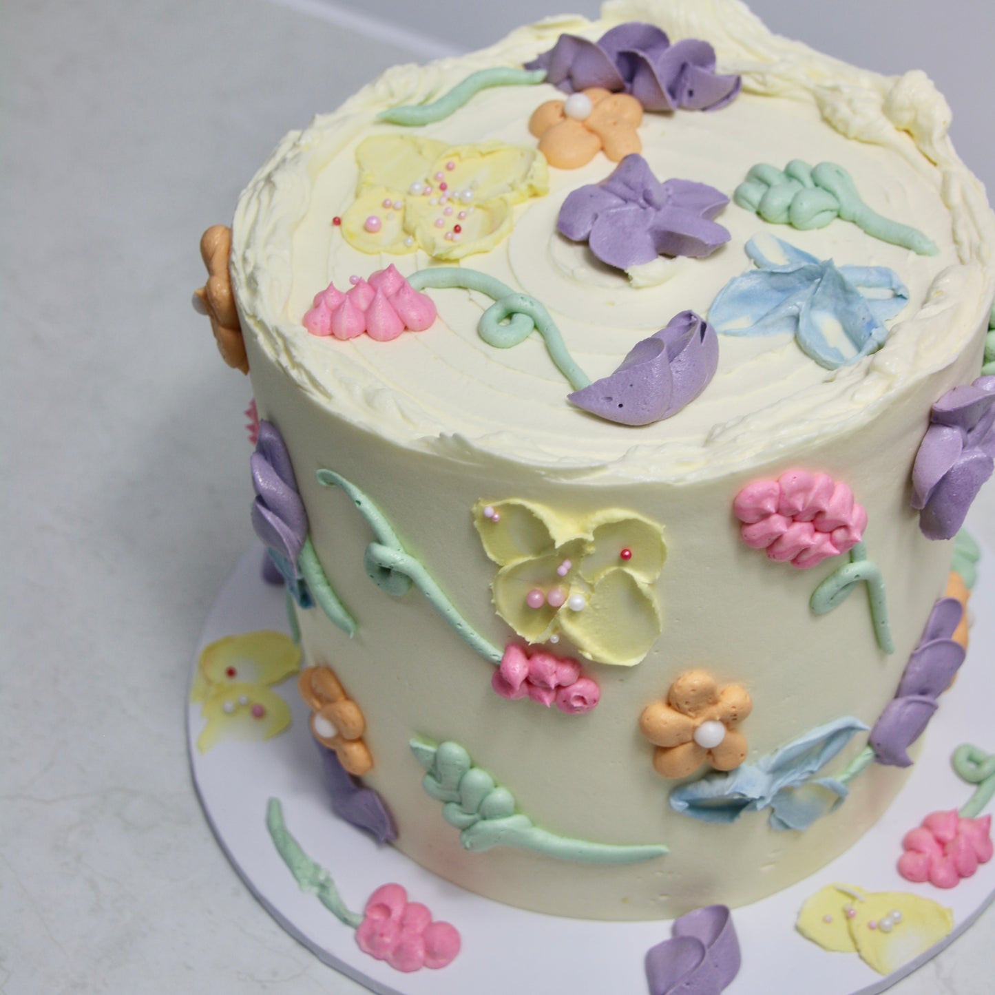 Piped Floral Cake