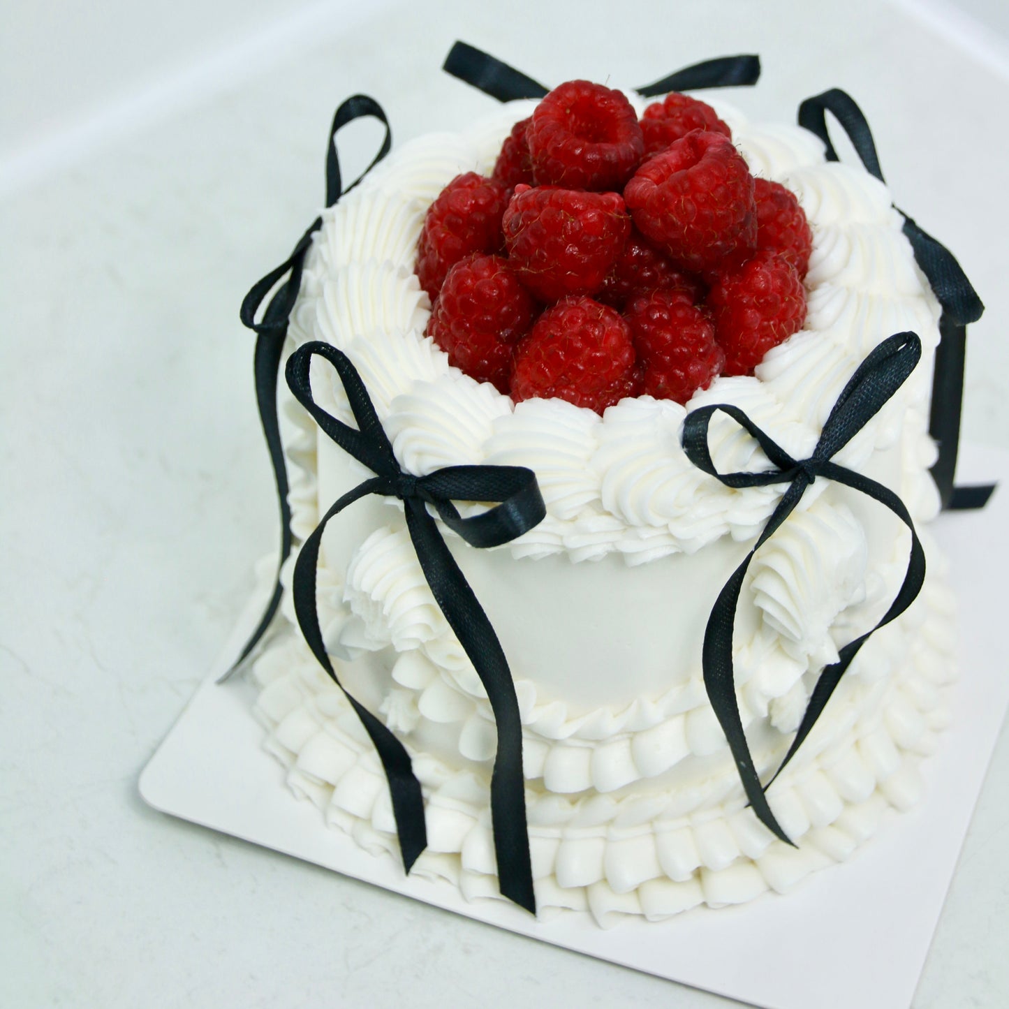 Berry Vintage Cake