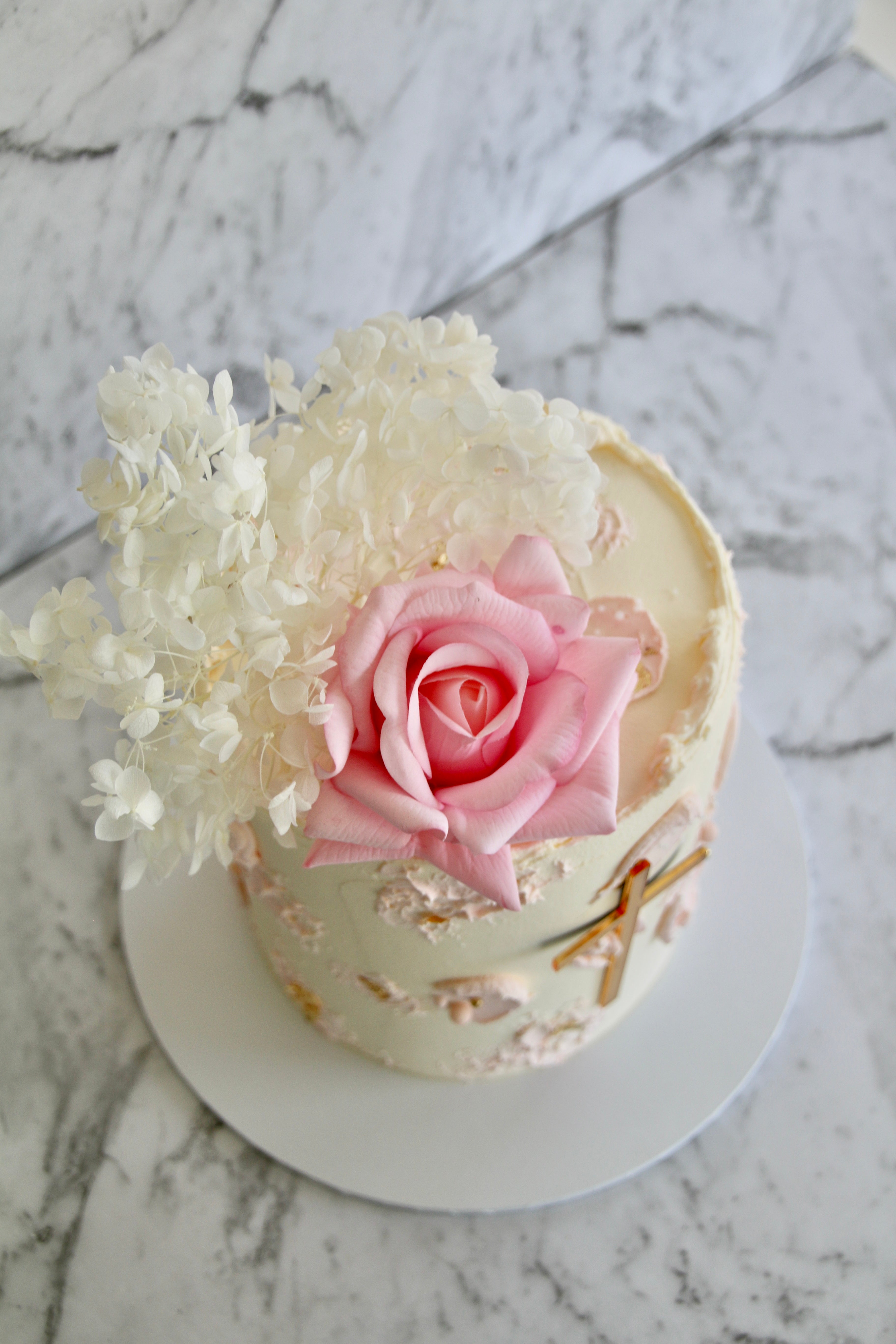 Karens Cakes | Occasion & Wedding Cakes Dublin 15